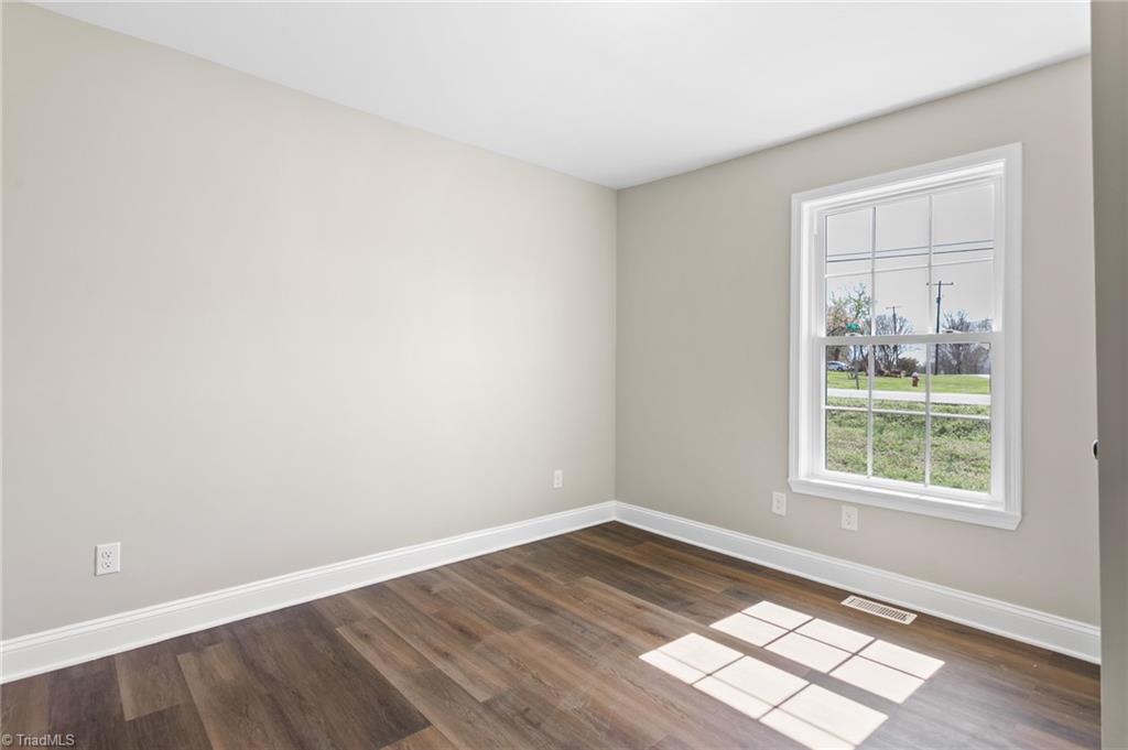 955 West Holt Street Mebane, NC 27302 - Photo 36 of 37