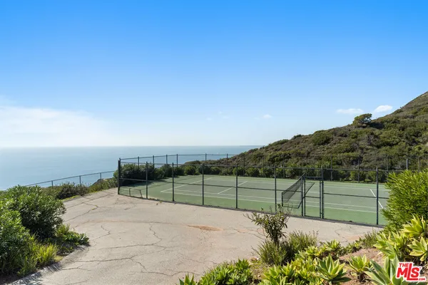 a view of a tennis court
