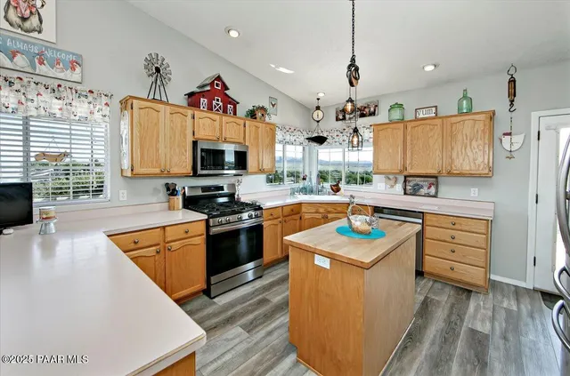 $469,900 | 12025 East Yavapai Street, Dewey-Humboldt, AZ 86329