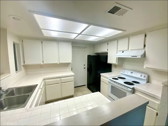 $650,000 | 12 Coco Beach, Unit 201, Laguna Niguel, CA 92677