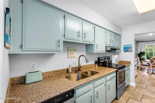 $223,711 | 236 Highpoint Drive, Diamondhead, MS 39525