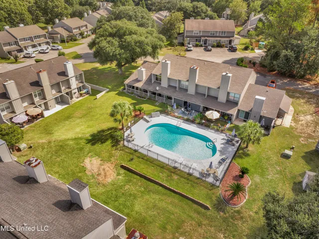 $223,711 | 236 Highpoint Drive, Diamondhead, MS 39525