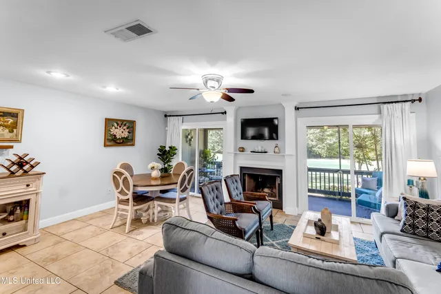 $223,711 | 236 Highpoint Drive, Diamondhead, MS 39525