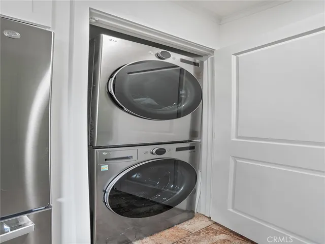 $699,000 | 4037 East 7th Street, Long Beach, CA 90804