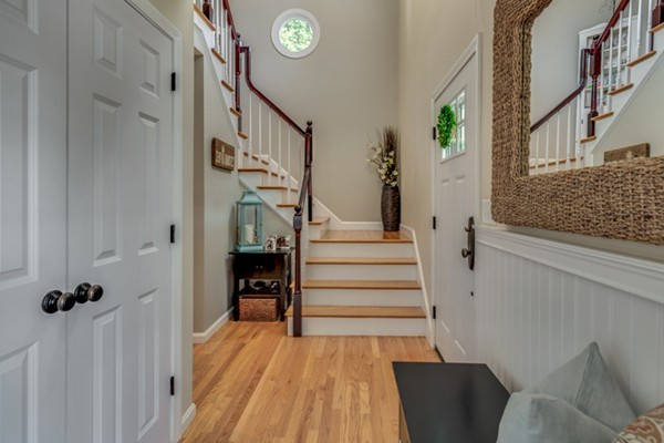 9 Holly Lane Beverly, MA 01915 - Photo 21 of 30