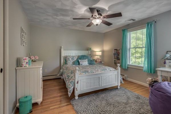 9 Holly Lane Beverly, MA 01915 - Photo 26 of 30