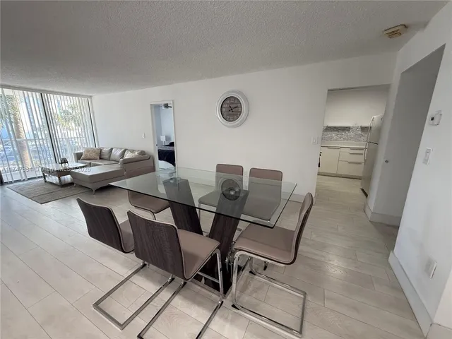 $2,500 | 3731 North Country Club Drive, Unit 222, Aventura, FL 33180