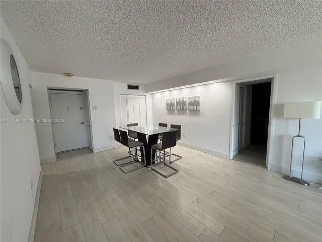 $2,500 | 3731 North Country Club Drive, Unit 222, Aventura, FL 33180