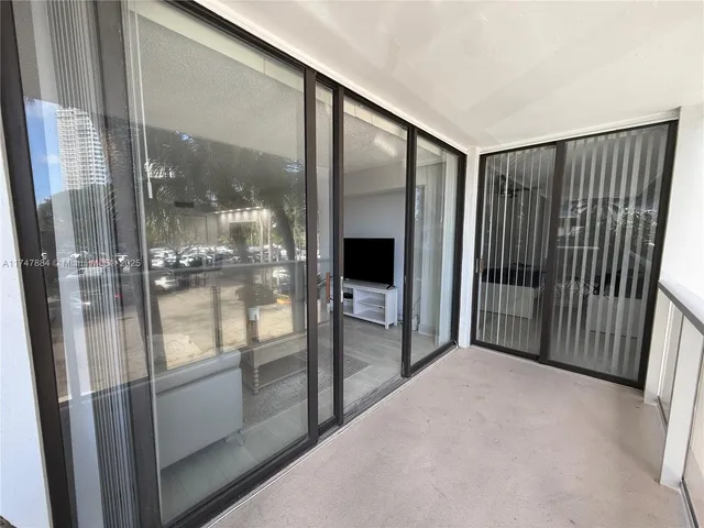 $2,500 | 3731 North Country Club Drive, Unit 222, Aventura, FL 33180