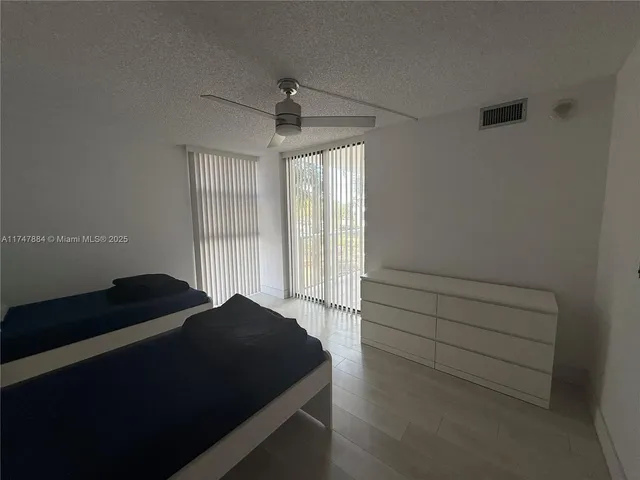 $2,500 | 3731 North Country Club Drive, Unit 222, Aventura, FL 33180