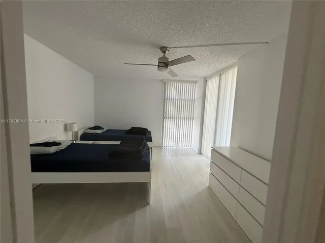 $2,500 | 3731 North Country Club Drive, Unit 222, Aventura, FL 33180