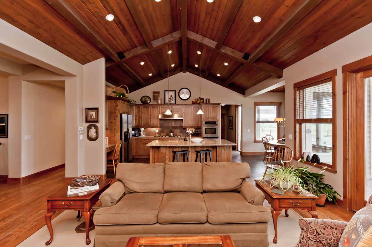 1355 Saddle Ridge Road Loma, CO 81524 - Photo 19 of 36 a living room with furniture