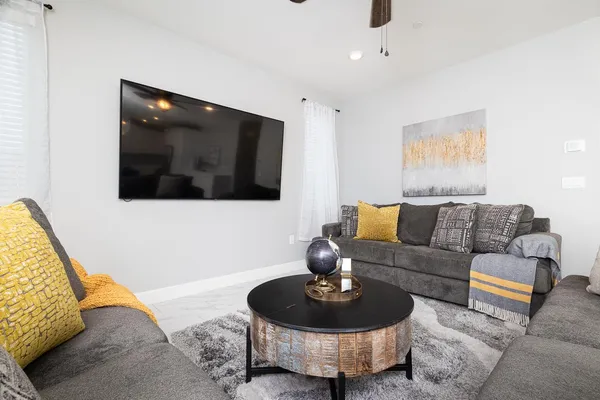 $575,000 | 3596 Birdland Avenue, Sacramento, CA 95835