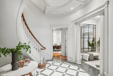 $5,495,000 | 1540 North Dearborn Parkway, Chicago, IL 60610