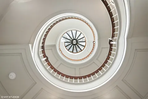 $5,495,000 | 1540 North Dearborn Parkway, Chicago, IL 60610