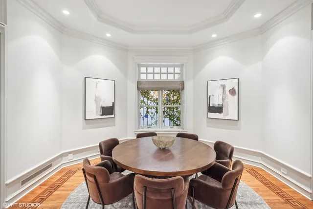 $5,495,000 | 1540 North Dearborn Parkway, Chicago, IL 60610