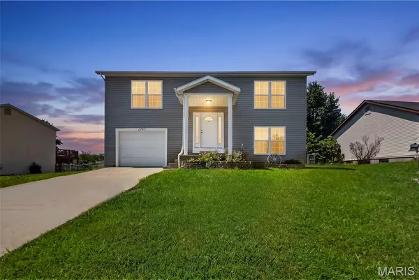 $265,000 | 2245 Pinta Drive, Warrenton, MO 63383