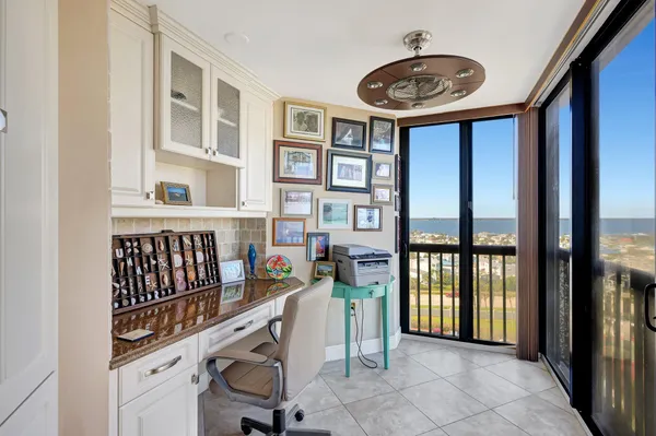 $6,500 | 10680 South Ocean Drive, Unit 901, Jensen Beach, FL 34957