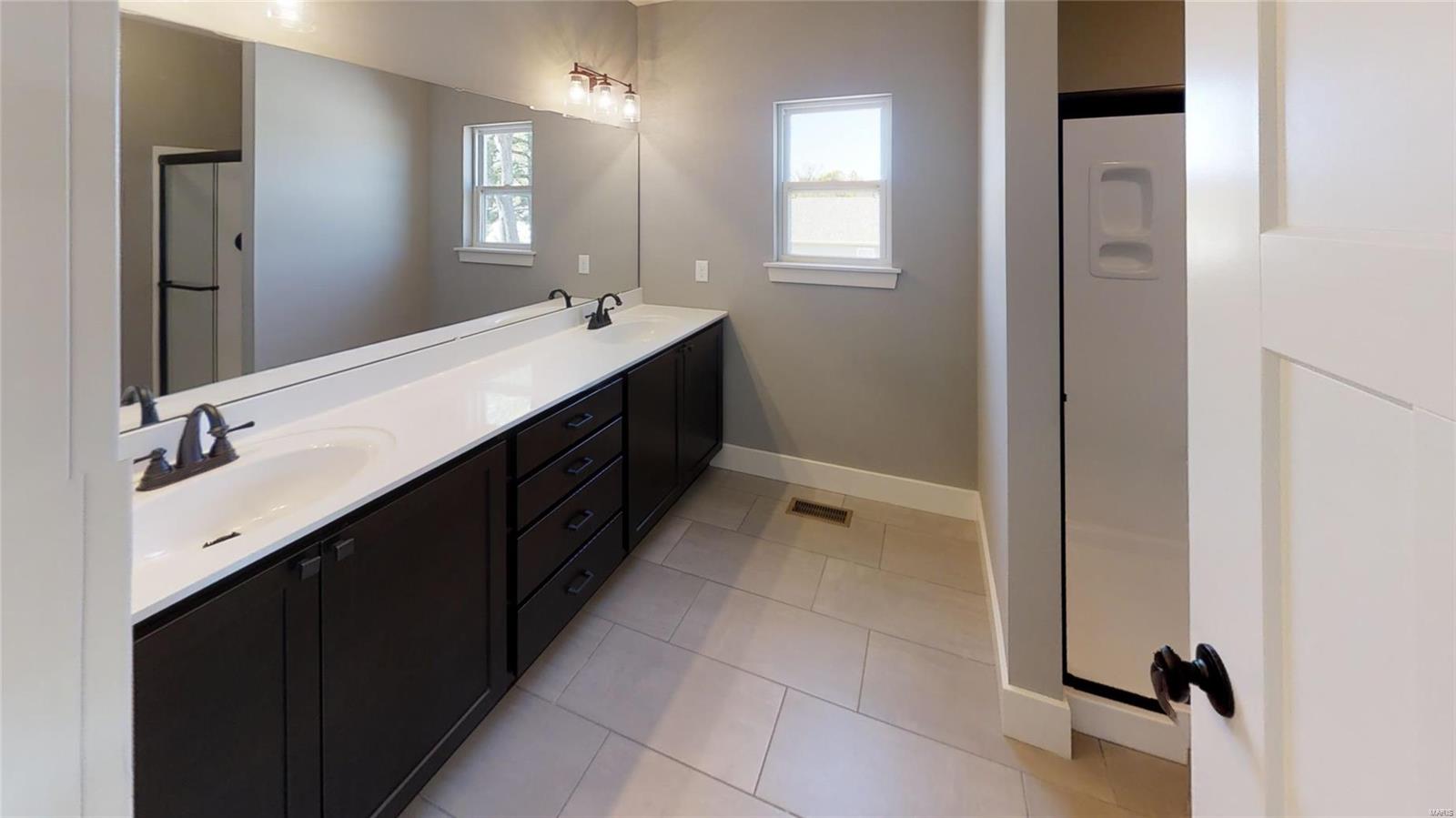 1224 John Ryan Lane Ballwin, MO 63021 - Photo 9 of 19