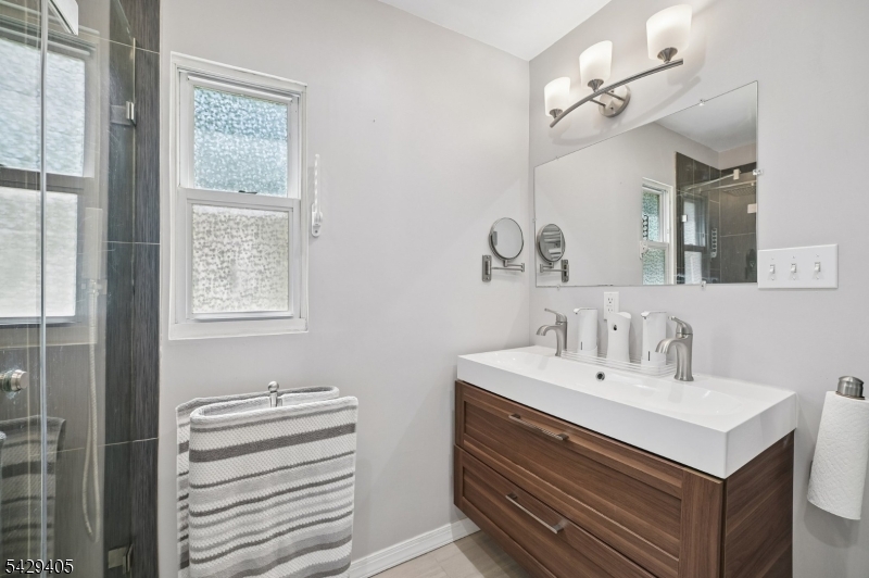 46 Phyllis Road West Orange, NJ 07052 - Photo 12 of 27