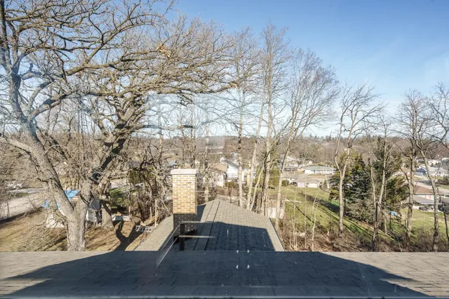 $595,000 | 2200 West Memorial Drive, Janesville, WI 53548