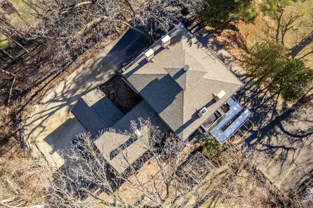 $595,000 | 2200 West Memorial Drive, Janesville, WI 53548