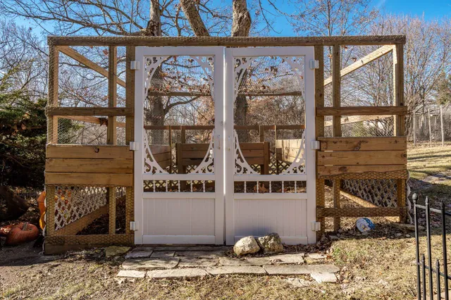 $595,000 | 2200 West Memorial Drive, Janesville, WI 53548