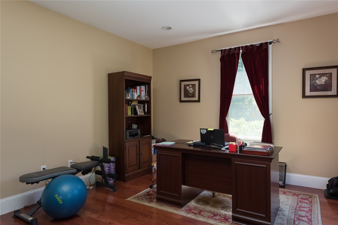 43 Bates Road Rochester, MA 02770 - Photo 14 of 25