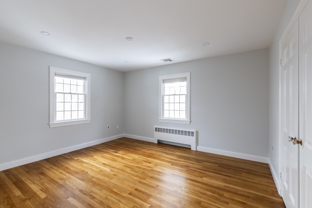 64 Varick Road Newton, MA 02468 - Photo 15 of 25