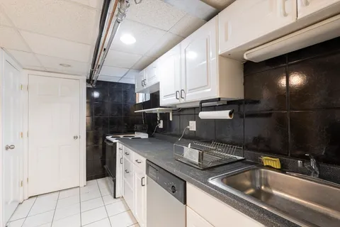 $2,500,000 | 64 Varick Road, Newton, MA 02468