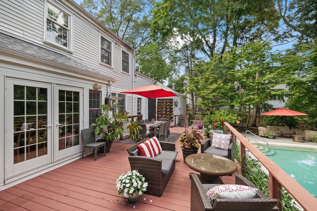 64 Varick Road Newton, MA 02468 - Photo 20 of 25