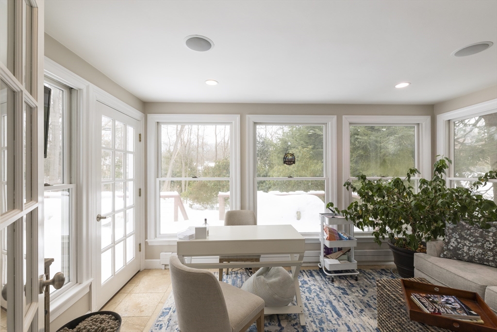 64 Varick Road Newton, MA 02468 - Photo 10 of 32