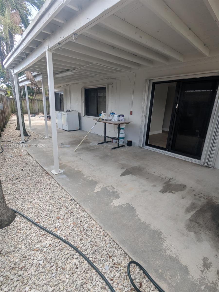 630 Southeast 3rd Place Hialeah, FL 33010 - Photo 11 of 12