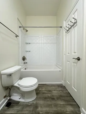 $4,200 | 235 King Street, Unit 1, Charleston, SC 29401