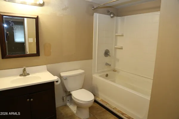 $389,000 | 13238 North 38th Place, Phoenix, AZ 85032