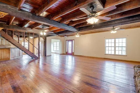 $595,000 | 2040 Erwin Road, Poolville, TX 76487