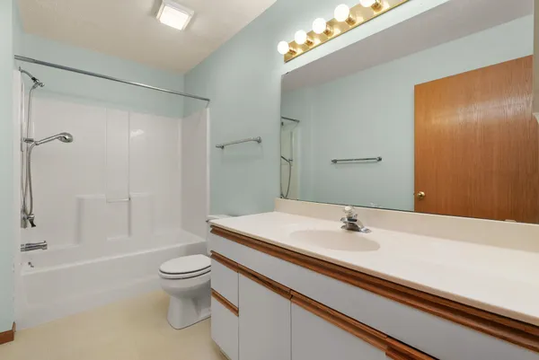 $239,000 | 859 Park, Unit 101, Oregon, WI 53575