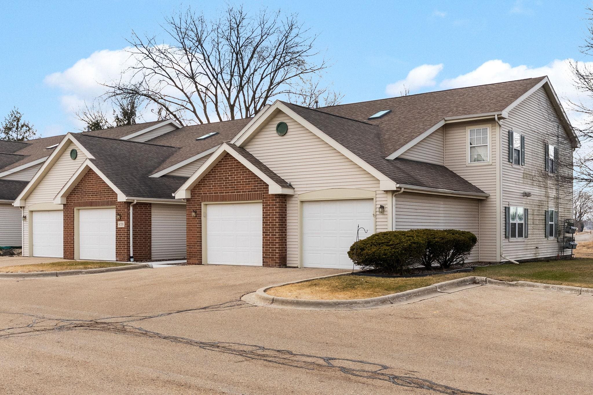 859 Park, Unit 101 Oregon, WI 53575 - Photo 7 of 19