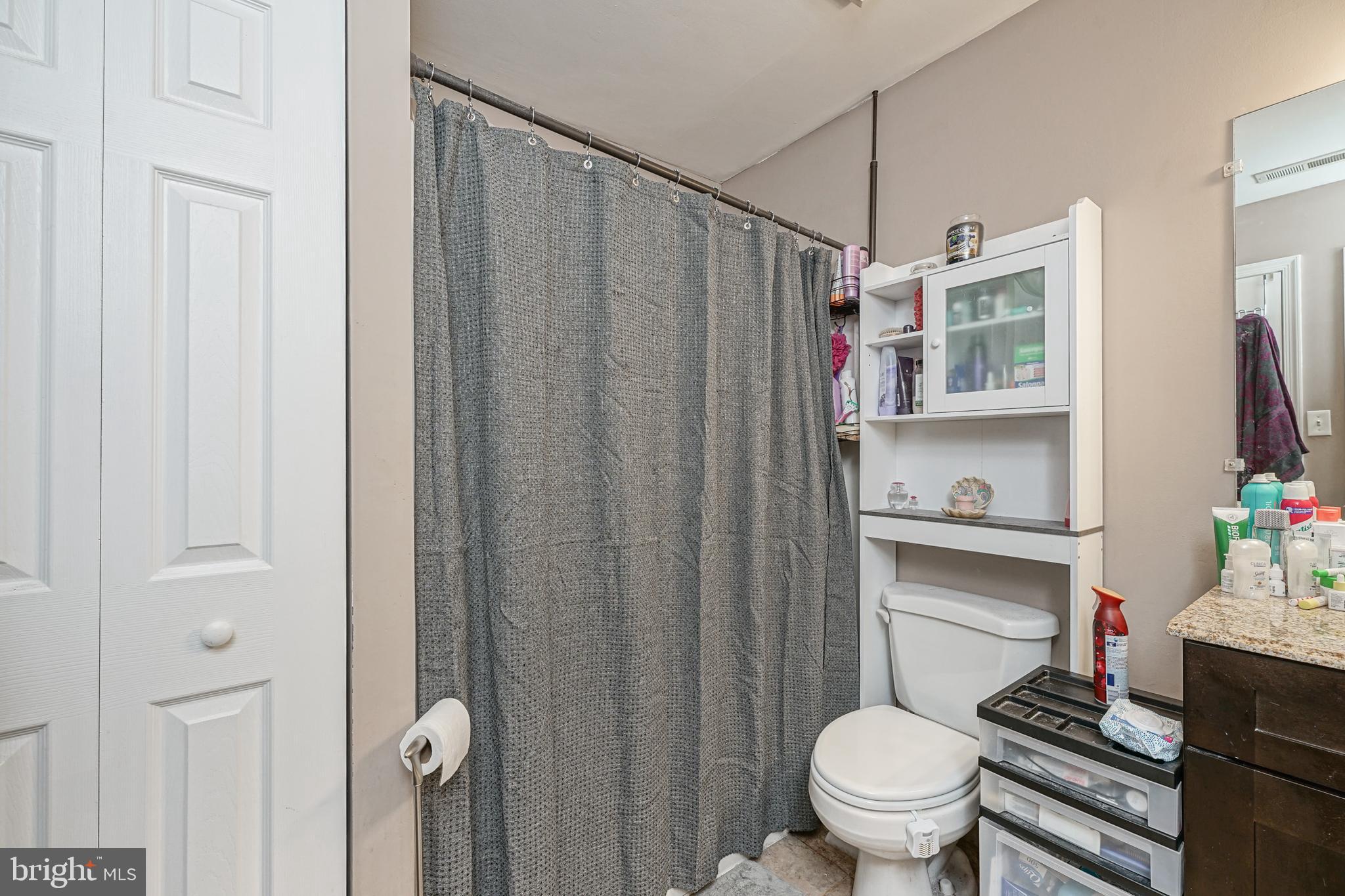 407 Firethorne Court Sewell, NJ 08080 - Photo 8 of 14