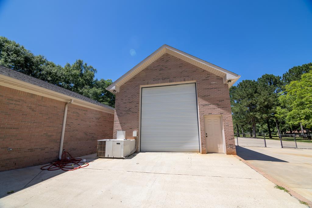 431 Trawick Road Dothan, AL 36305 - Photo 68 of 77