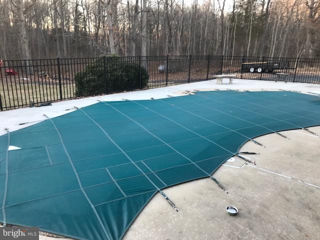 9638 Green Road Midland, VA 22728 - Photo 4 of 13 Beautiful inground pool