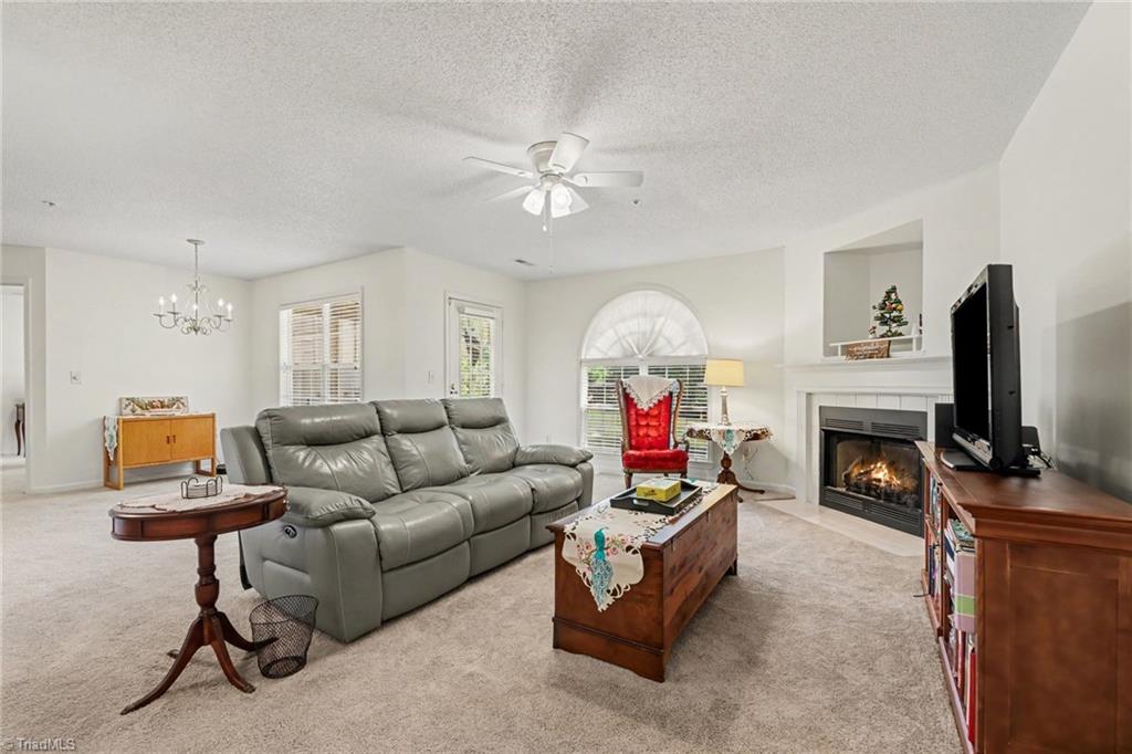 125 James Road High Point, NC 27265 - Photo 3 of 27