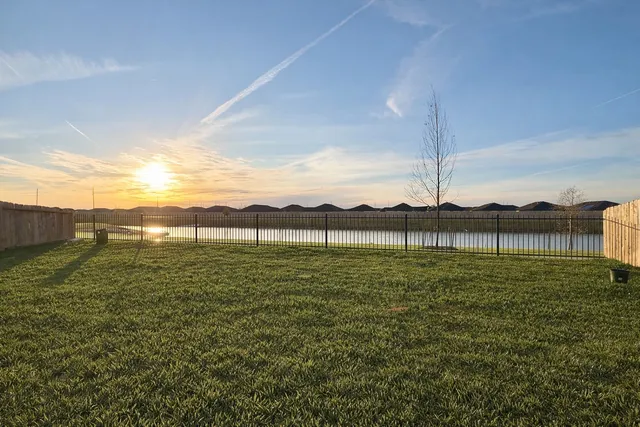 $2,650 | 8554 Tropical Breeze Way, Iowa Colony, TX 77583