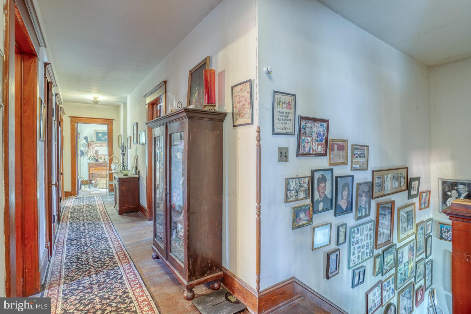 4096 Main Street Trappe, MD 21673 - Photo 40 of 70 2nd floor hallway