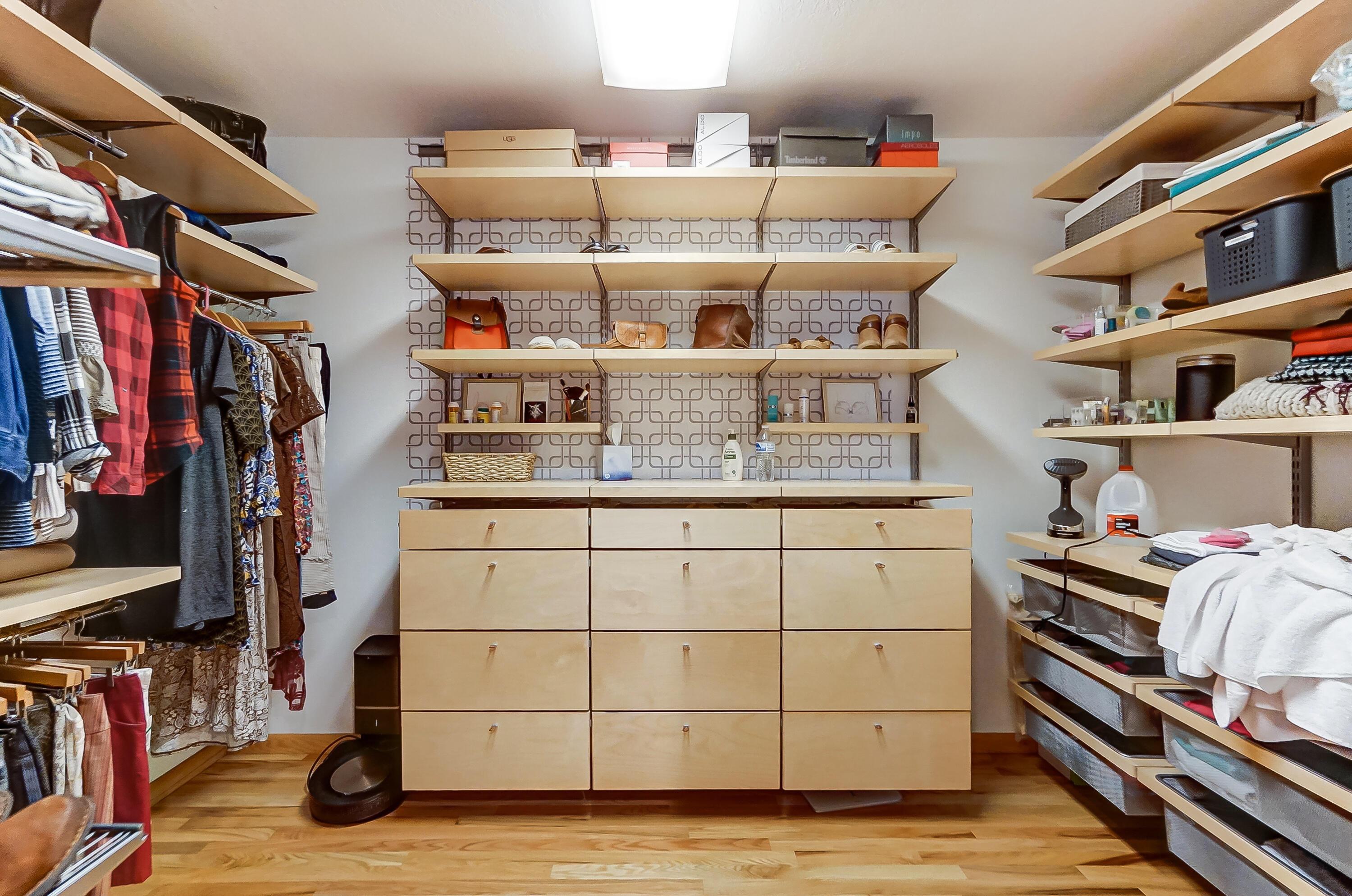 5191 Plantation Road Sunbury, OH 43074 - Photo 49 of 86 Walk In Closet / Custom Closet Organizer