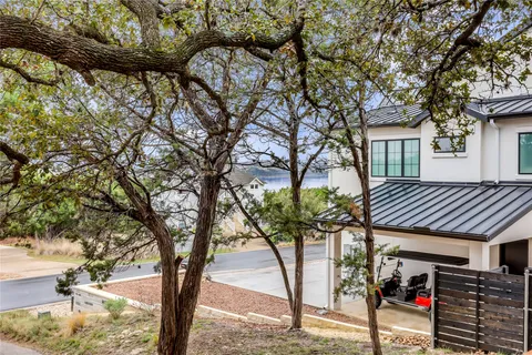 $417,000 | 18418 Lakeland Drive, Lago Vista, TX 78645