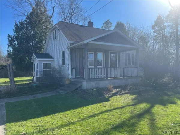 $295,000 | 241 Westwood Road, Lancaster, NY 14086
