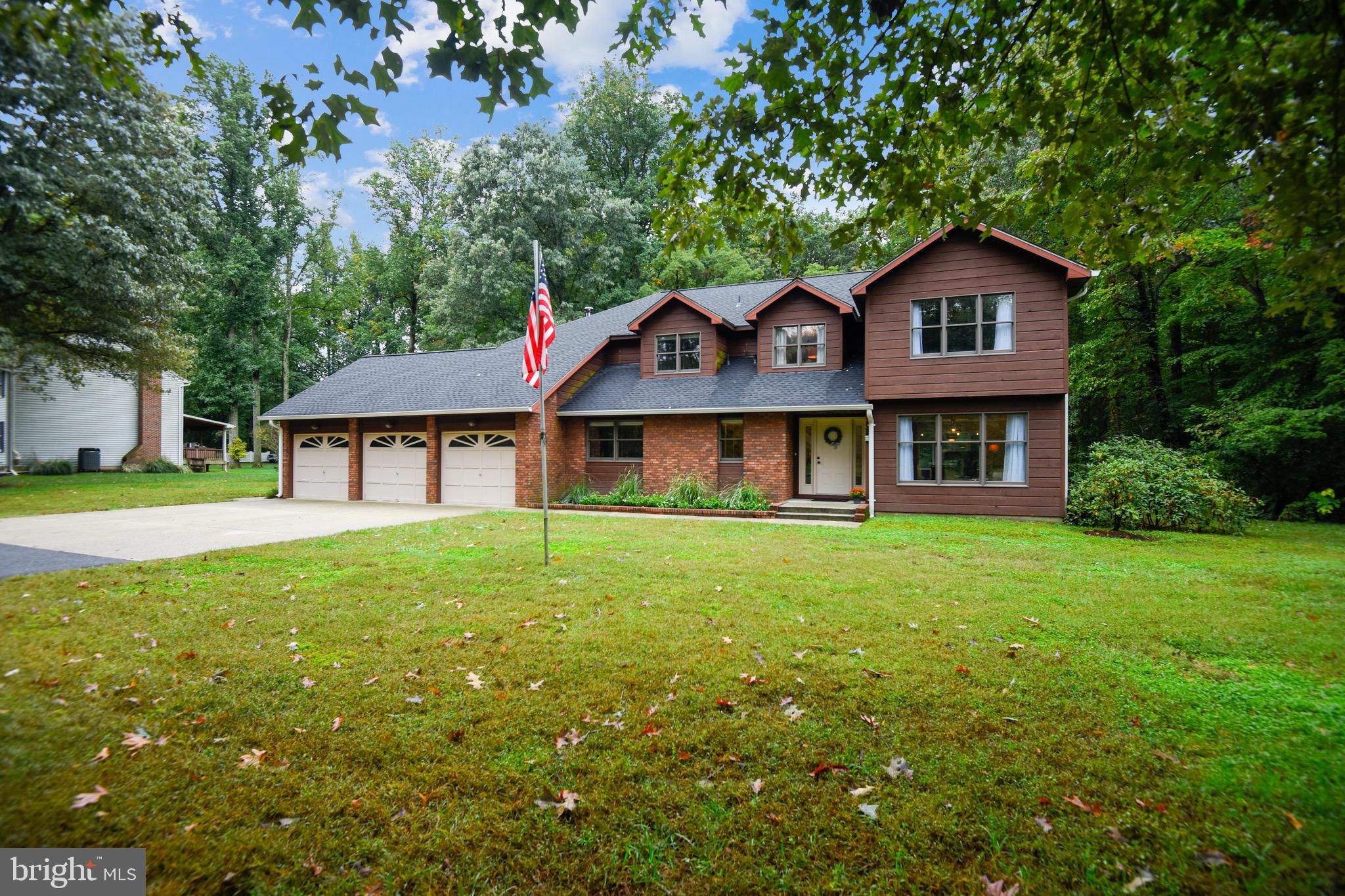 6502 Wilson Road Friendship, MD 20758 - Photo 3 of 64 Welcoming, modern home w/ 3-car garage.