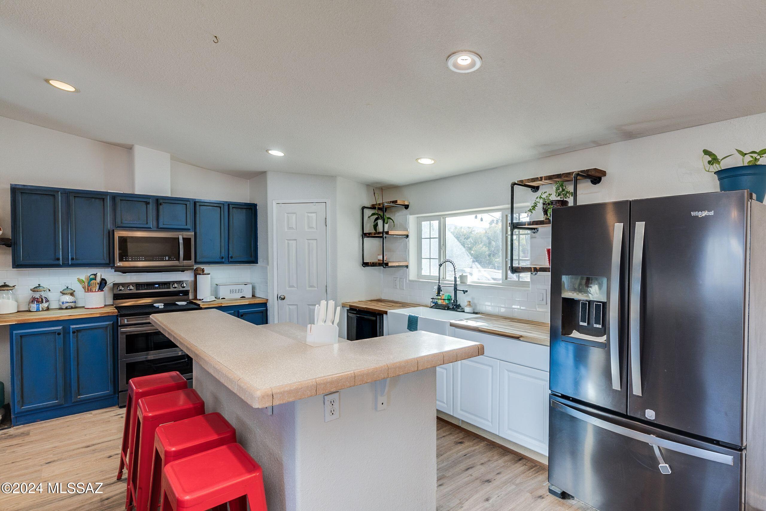 11801 West Ina Road Tucson, AZ 85743 - Photo 4 of 23 Gallery Image 4