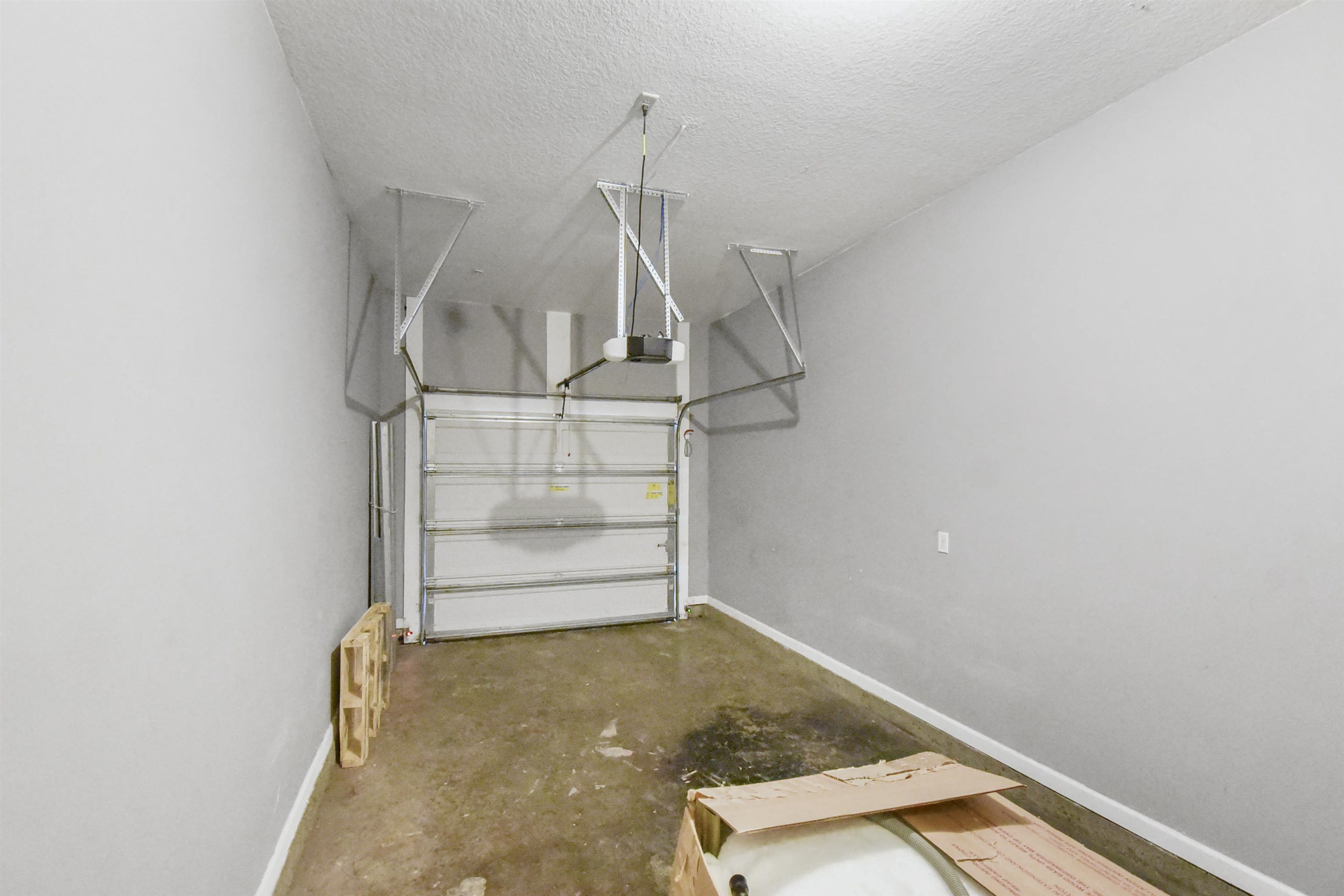 617 Golden Lake Loop St. Augustine, FL 32084 - Photo 23 of 25 an empty room with shelves